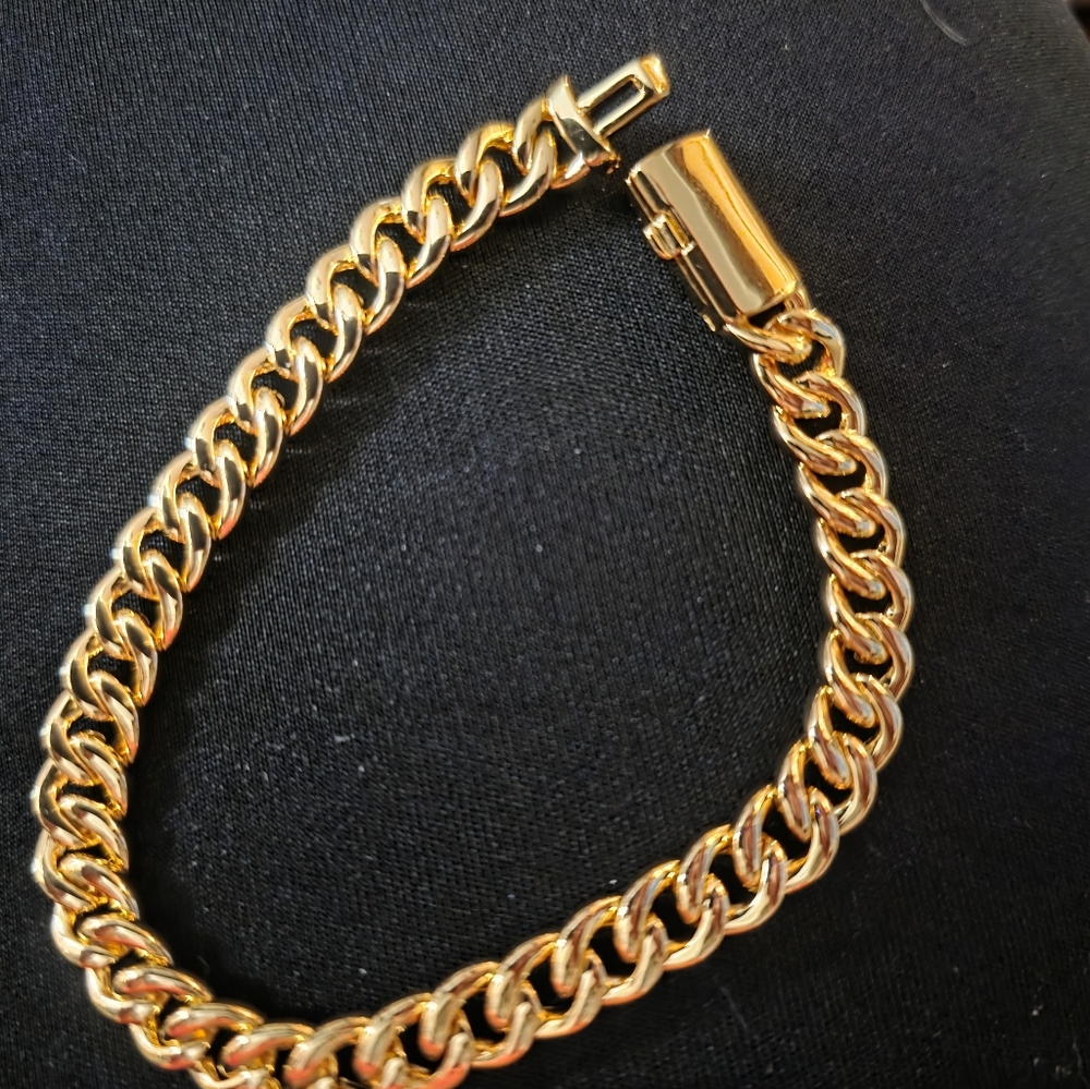 18k Gold Plated Miami Cuban Iced Out Bracelet 8" Moissanite 12ctw 8mm - Picture 5 of 9